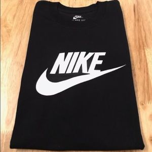 Nike shirt